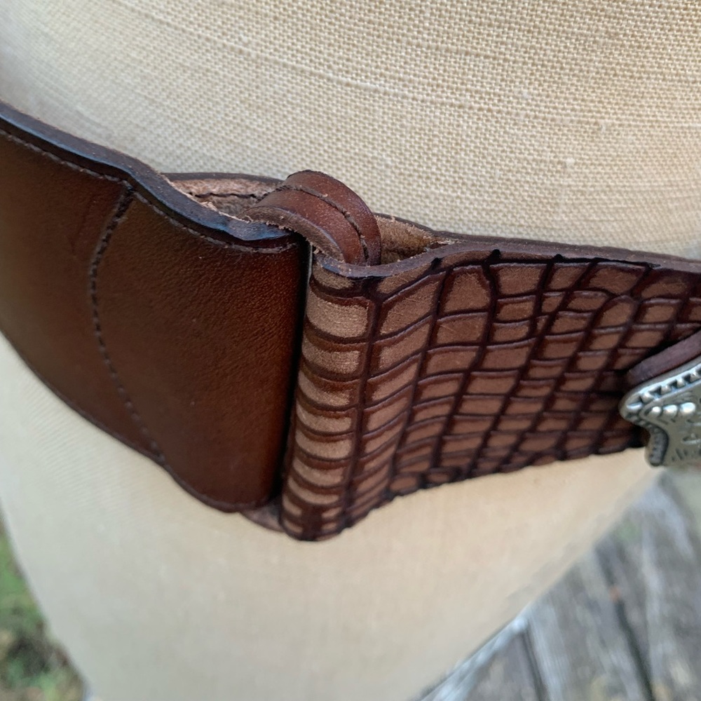 Vintage Oversized Leather Belt with Ornate Buckle - Picture 7 of 16